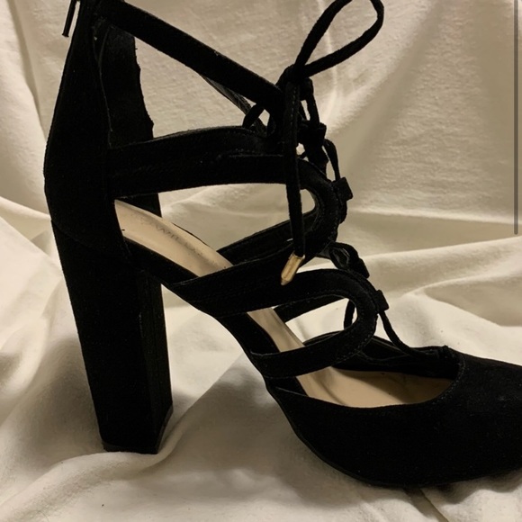 Wild Diva Lounge Heels - Suede Heels Black - Picture 2 of 6